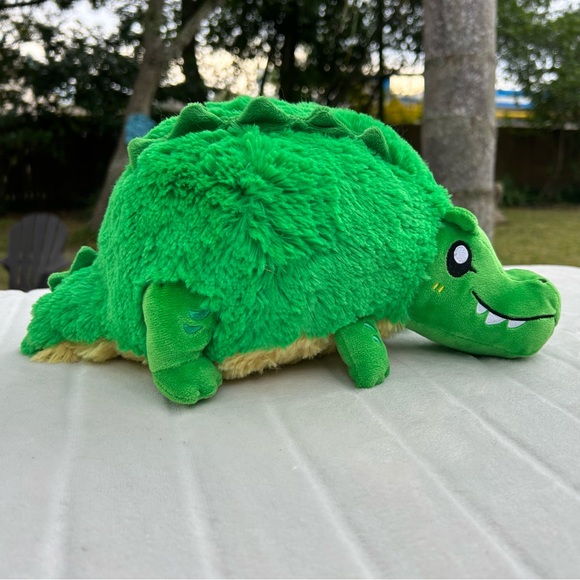 Squishable gator stuffed animal - Picture 8 of 8